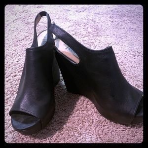 Steve Madden Wedges